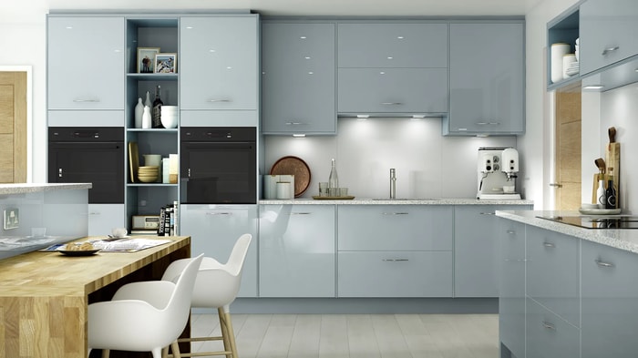 Esker Azure Kitchen with an integrated oven